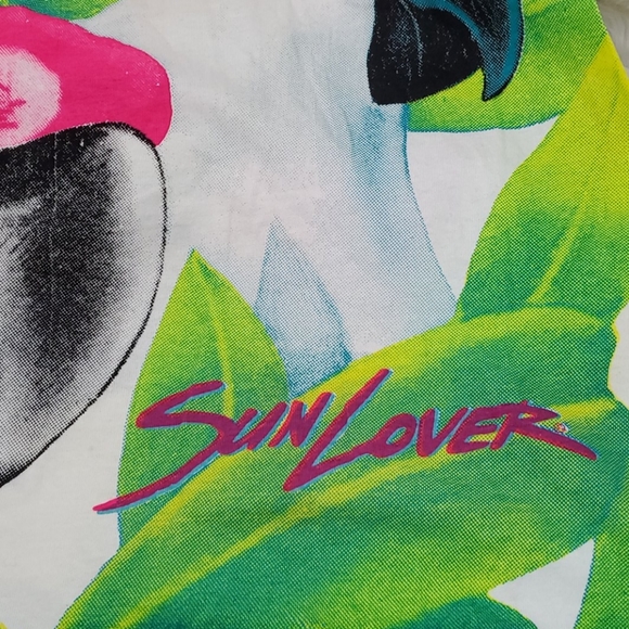 Vintage Hanes Heavyweight t-shirt Parrots graphic - Picture 6 of 11